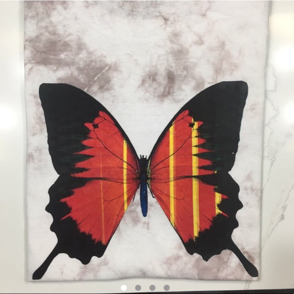 Red Butterfly Oversized Tan TieDye shirt🤍